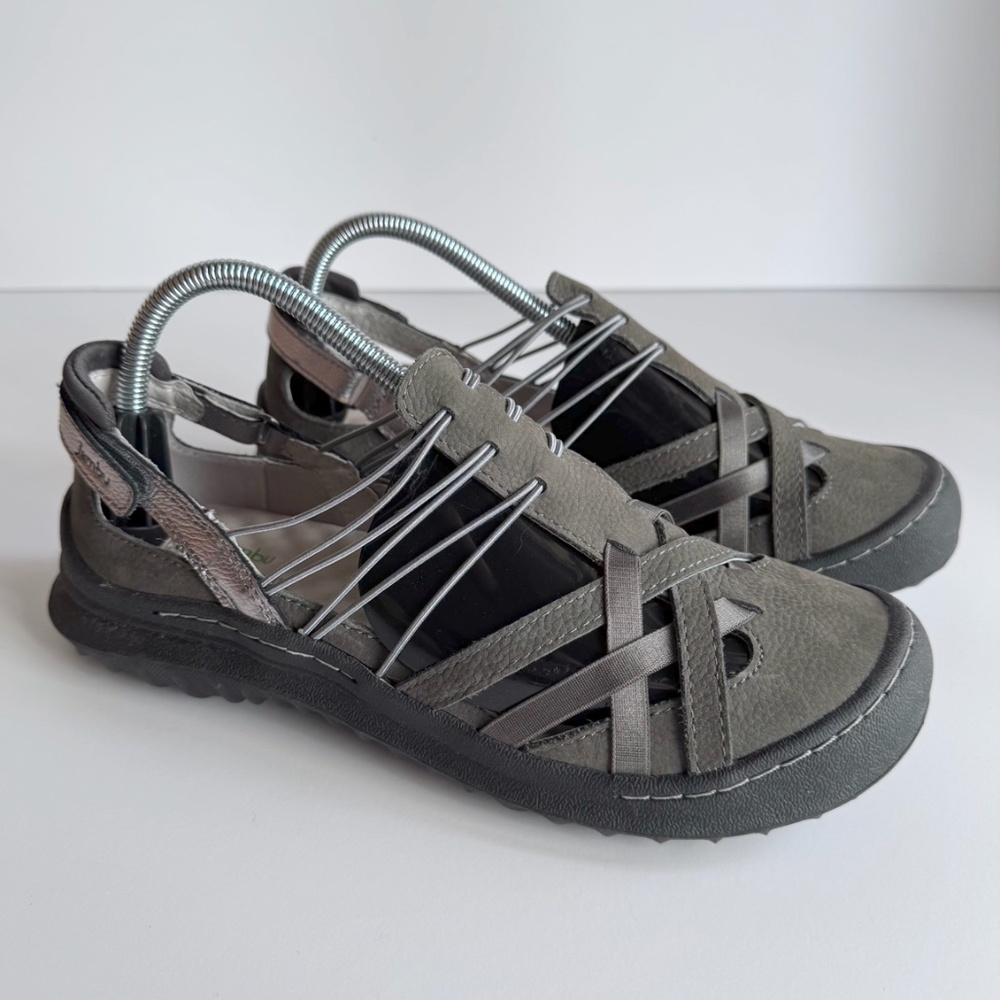 Jambu Women's Chestnut Slip On T-Strap Sandals Size 9